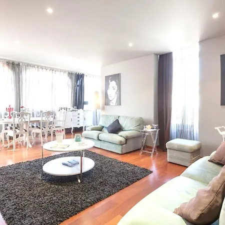 House Sea View In With Balcony And Internet. Holiday home