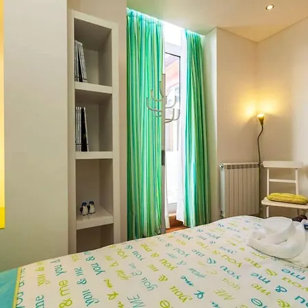 House Sea View In With Balcony And Internet. Moledo (Viana do Castelo)