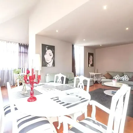 Holiday home House Sea View In With Balcony And Internet.