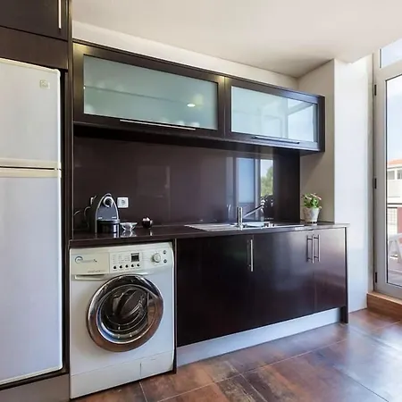 House Sea View In With Balcony And Internet. Dom wakacyjny Moledo (Viana do Castelo)