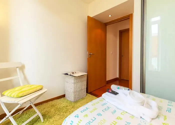 House Sea View In With Balcony And Internet. Moledo (Viana do Castelo)