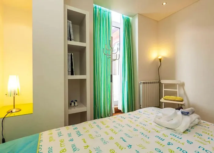 House Sea View In With Balcony And Internet. Moledo (Viana do Castelo)