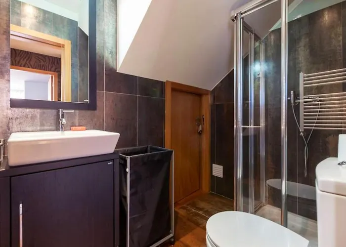 House Sea View In With Balcony And Internet. Moledo (Viana do Castelo)